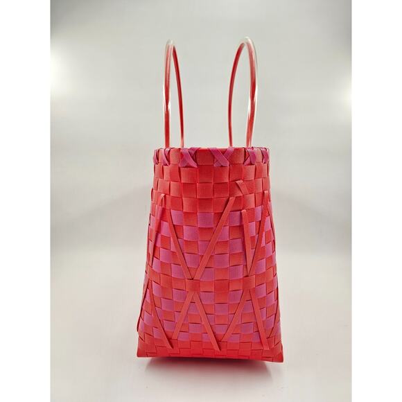 Beautiful pink Tommy Bahama woven basket bag with tassel tote bag NWT - Picture 4 of 8